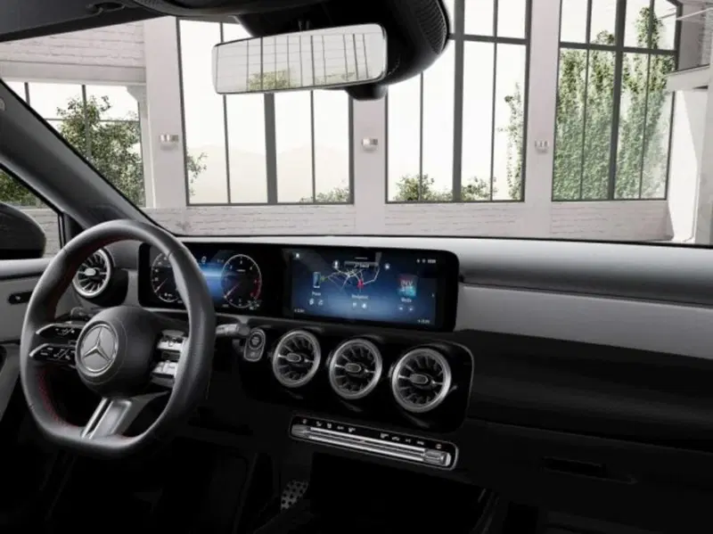 Mercedes-Benz Classe A Sedan nuova a Verona (8)