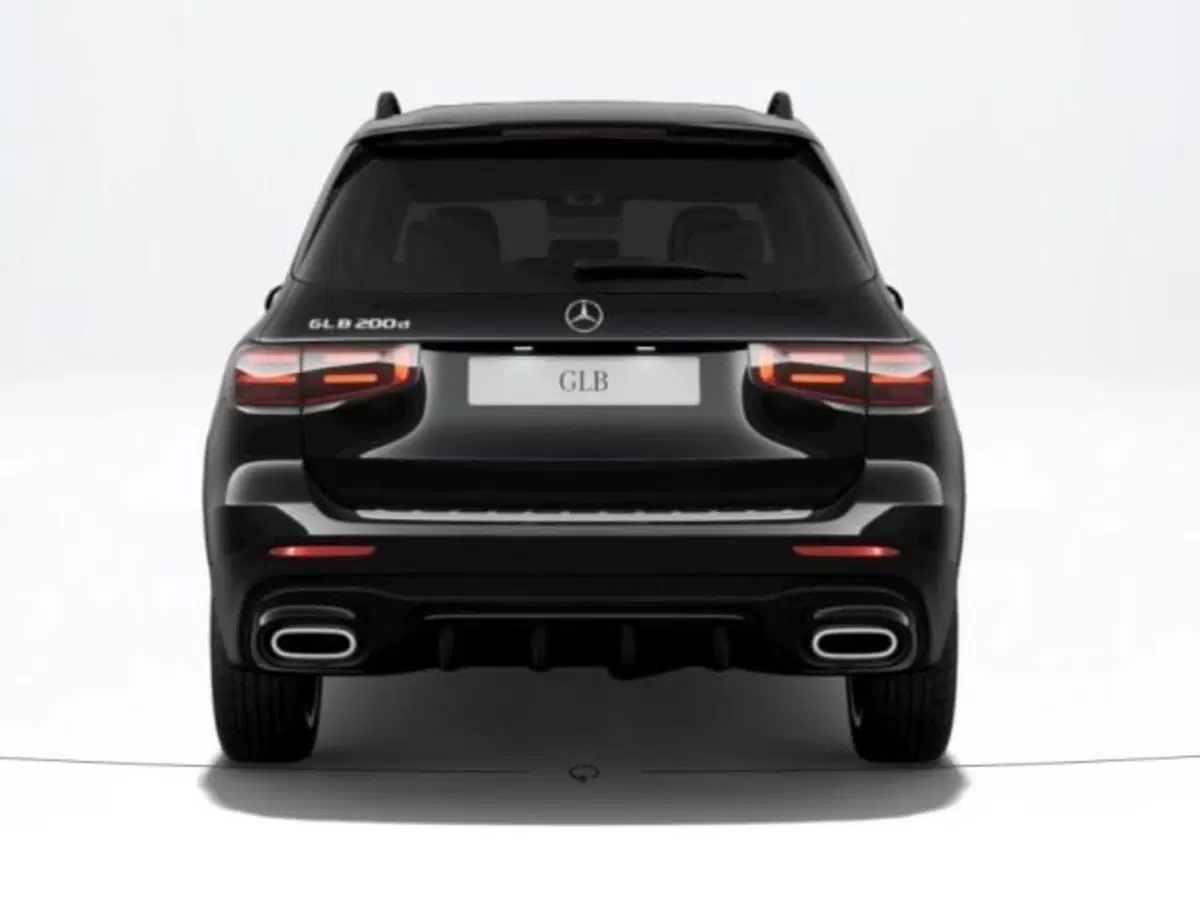 Mercedes-Benz GLB nuova a Verona (4)