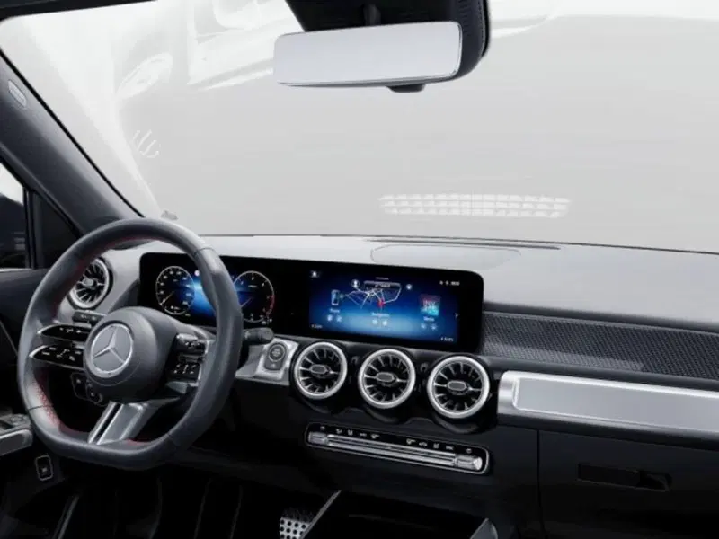 Mercedes-Benz GLB nuova a Verona (8)