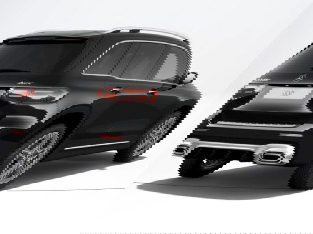 Mercedes-Benz GLB nuova a Verona (2)