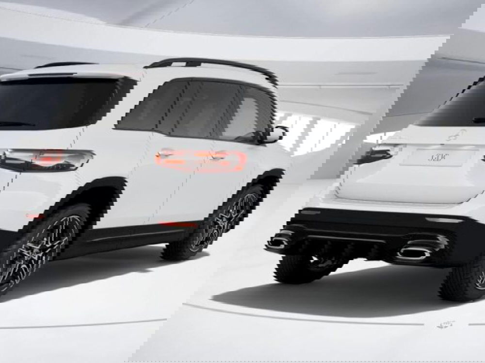 Mercedes-Benz GLB nuova a Verona (2)