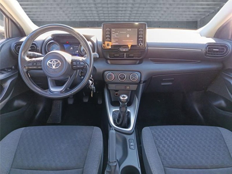 Toyota Yaris usata a Bari (13)