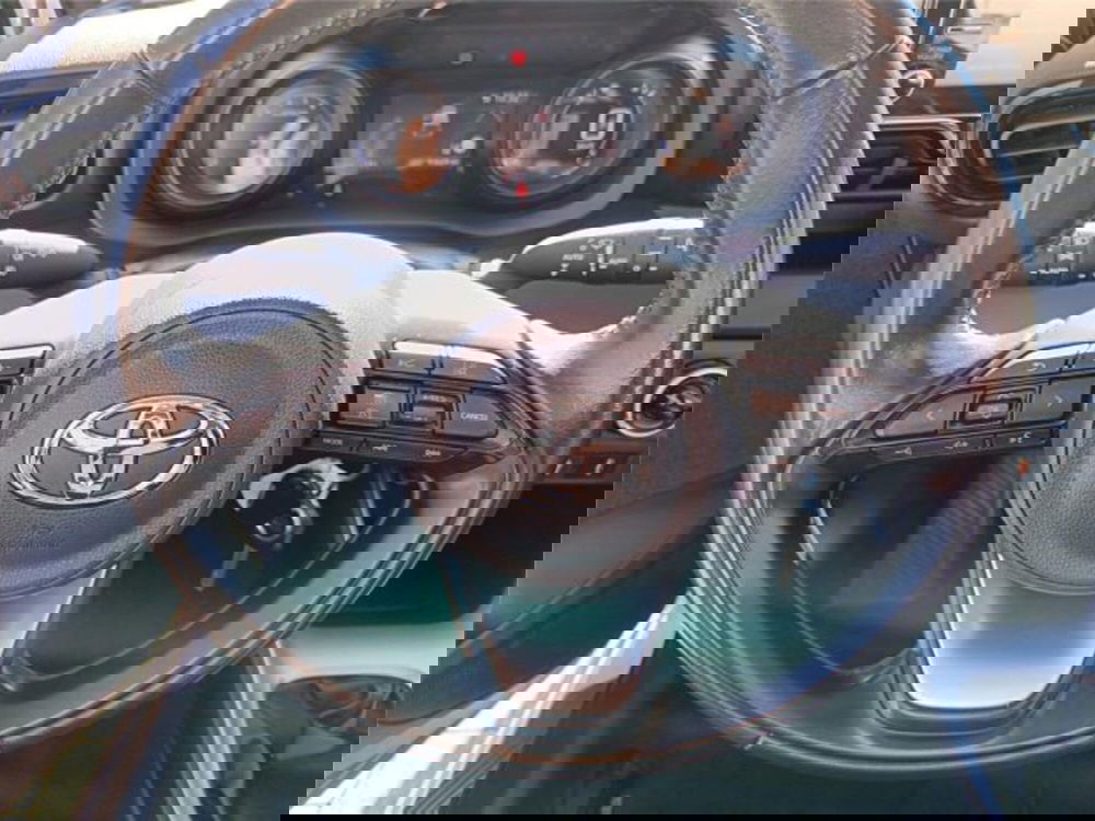 Toyota Yaris usata a Bari (15)