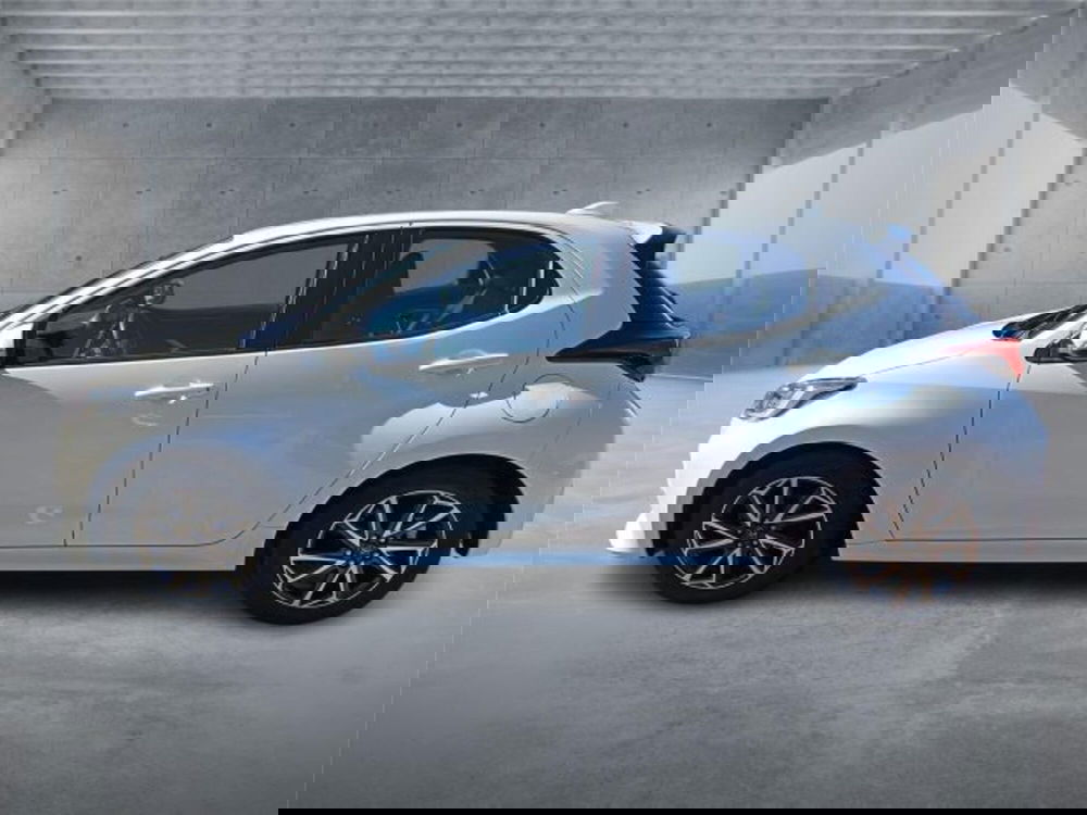 Toyota Yaris usata a Bari (7)