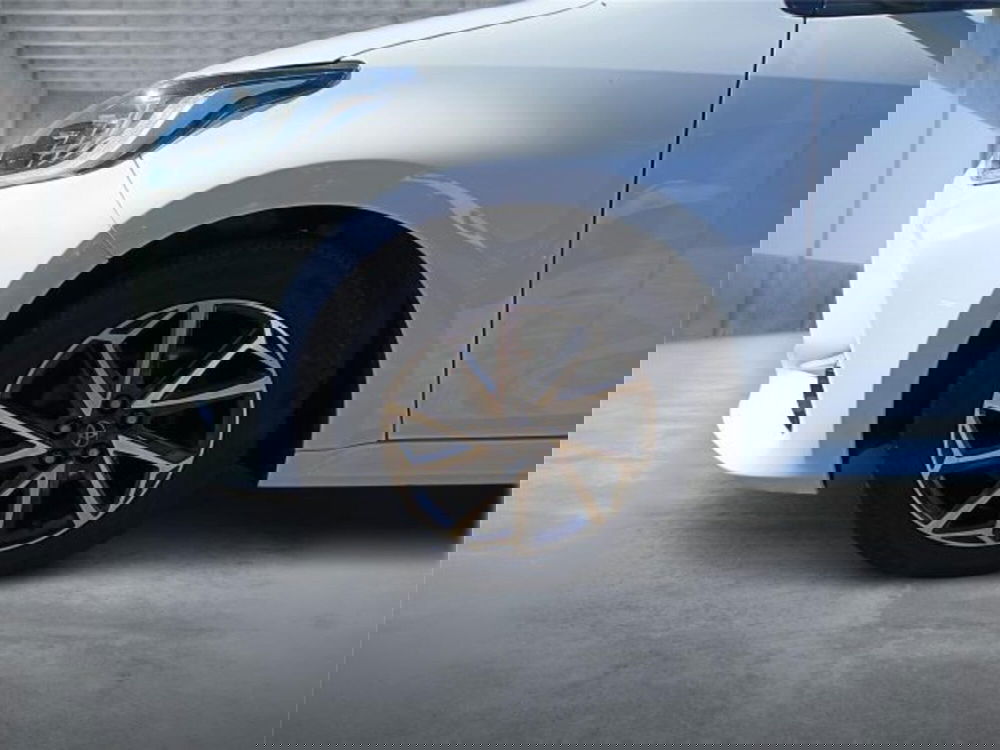 Toyota Yaris usata a Bari (8)