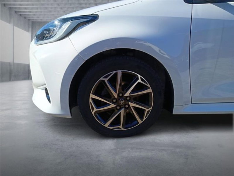 Toyota Yaris usata a Bari (8)