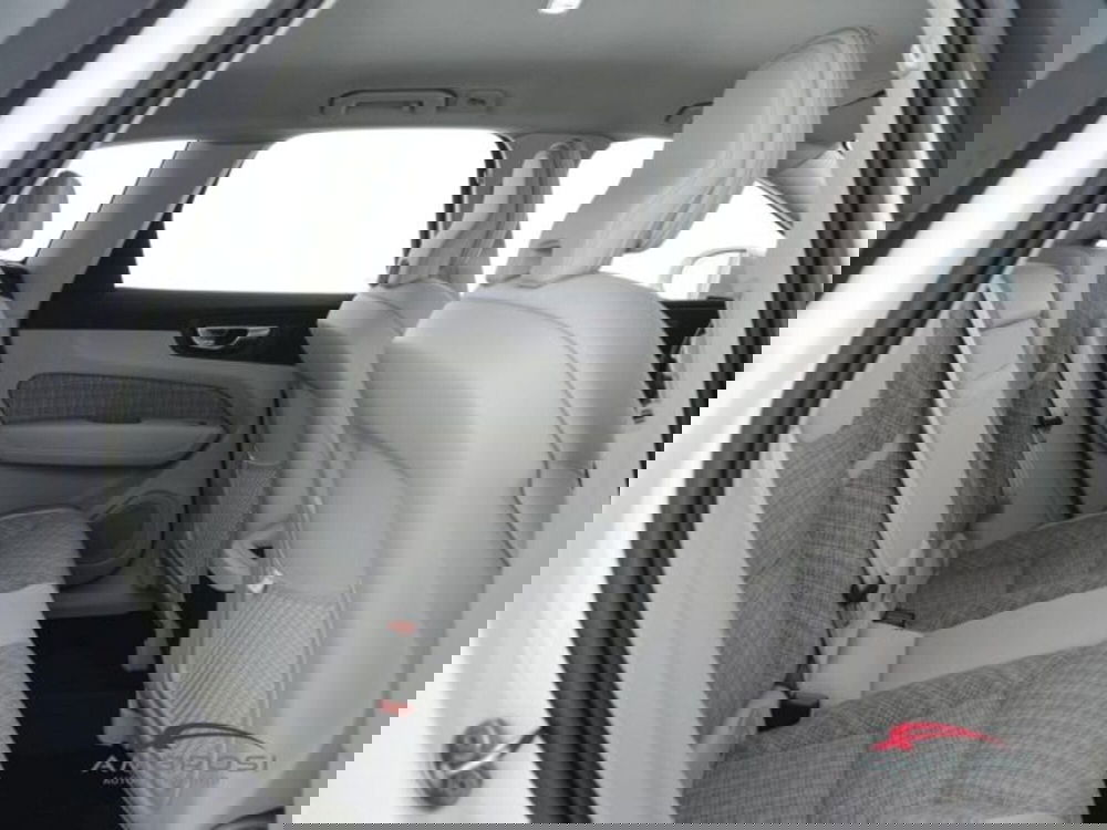 Volvo XC60 usata a Perugia (11)