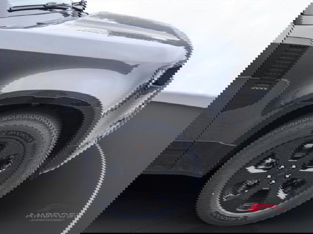 Land Rover Defender nuova a Perugia (14)