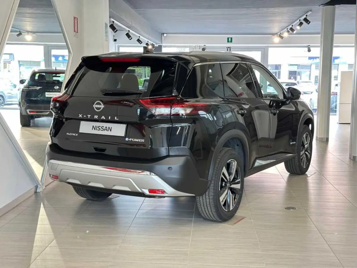 Nissan X-Trail usata a Sondrio (4)