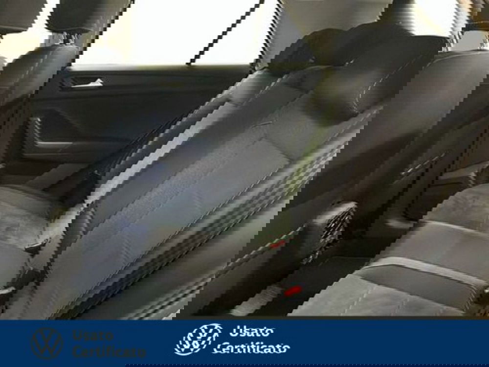 Volkswagen T-Roc usata a Vicenza (11)