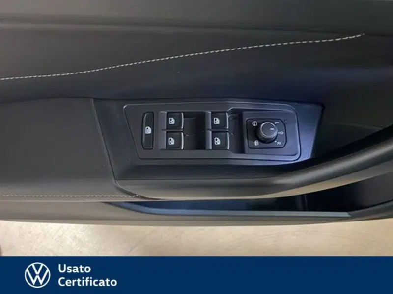 Volkswagen T-Roc usata a Vicenza (14)