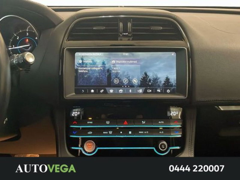 Jaguar F-Pace usata a Vicenza (10)