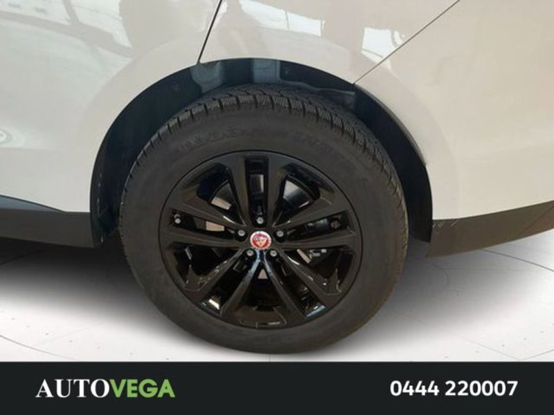 Jaguar F-Pace usata a Vicenza (16)