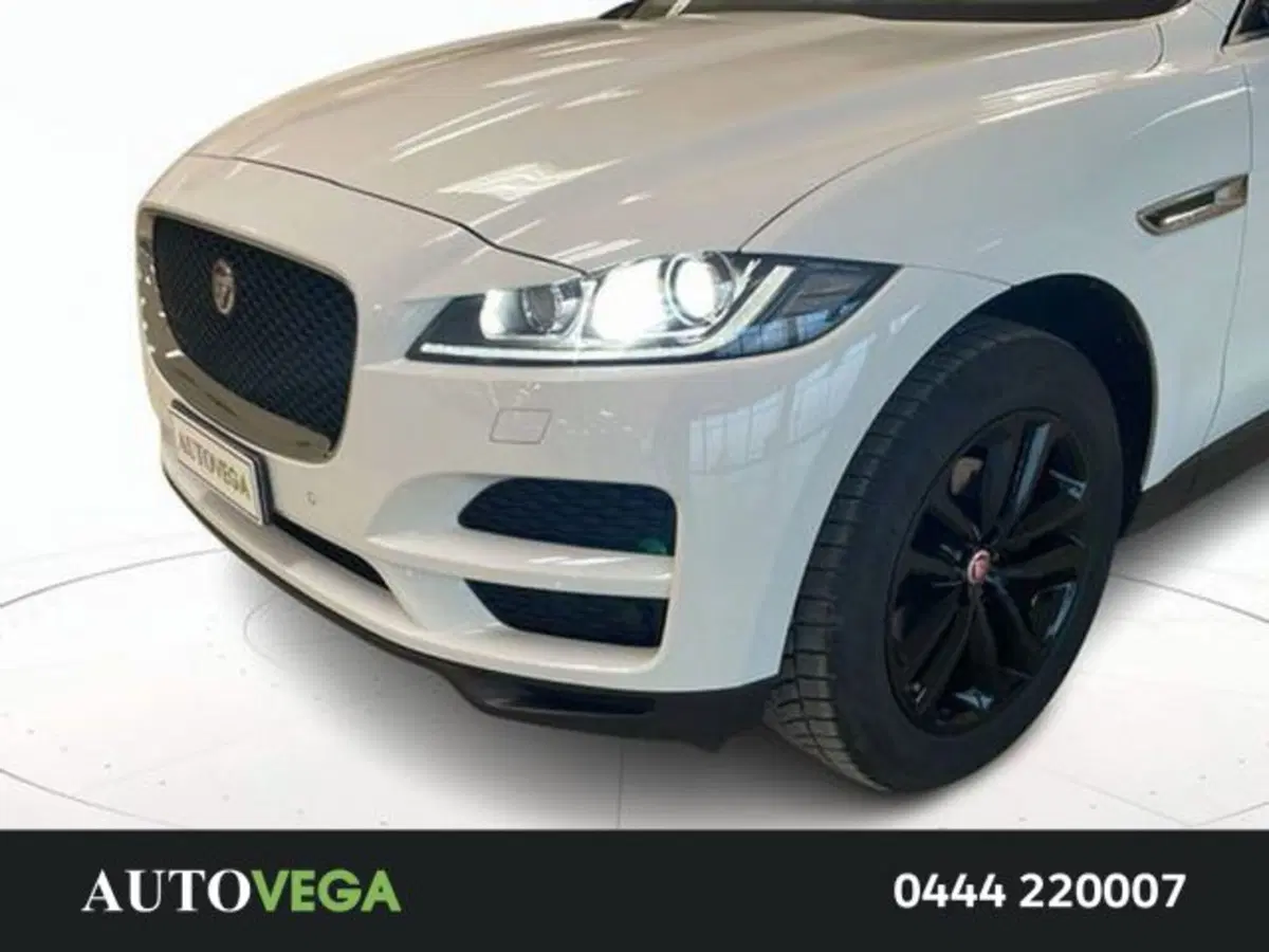 Jaguar F-Pace usata a Vicenza (17)