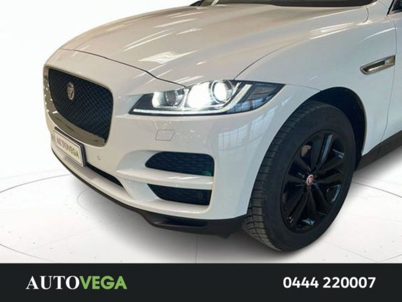 Jaguar F-Pace usata a Vicenza (17)