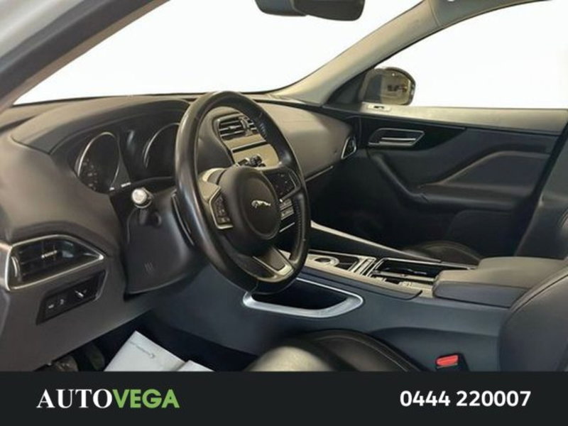 Jaguar F-Pace usata a Vicenza (7)