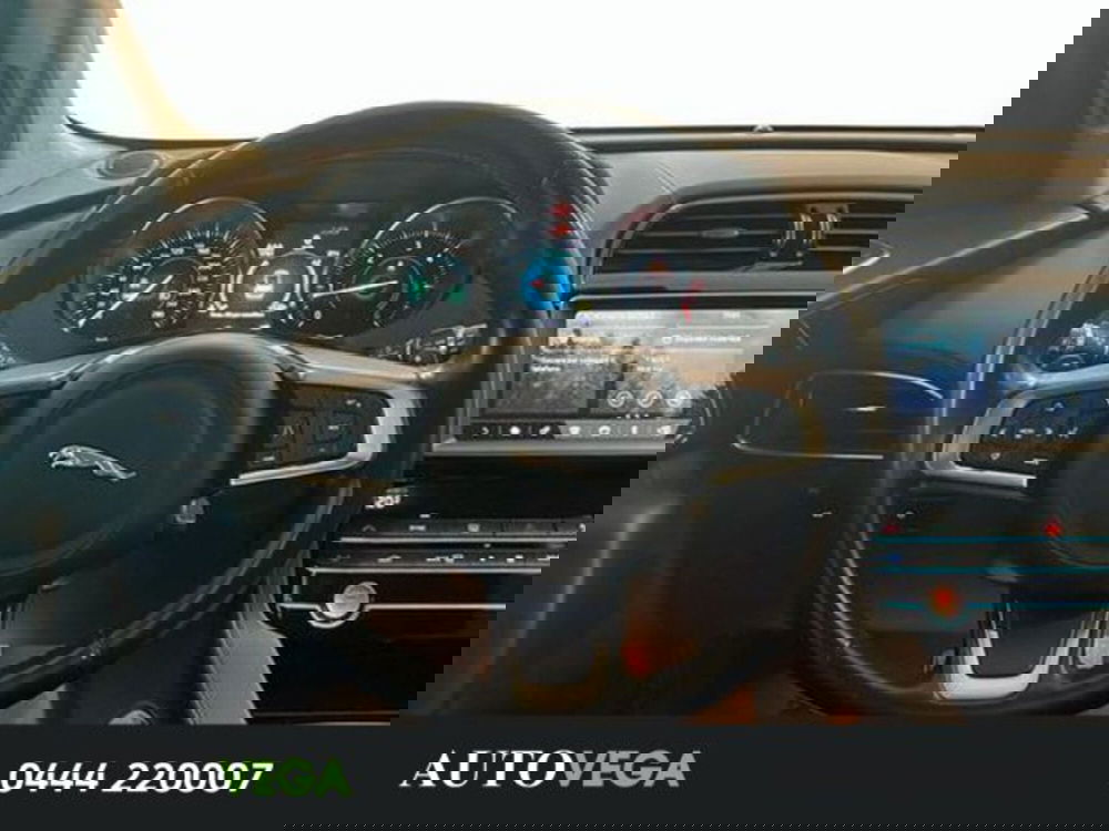 Jaguar F-Pace usata a Vicenza (9)