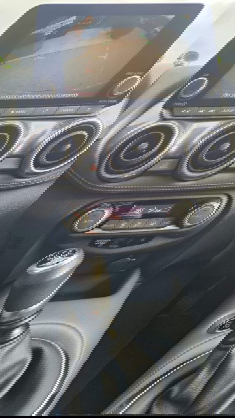 Nissan Juke usata a Lucca (11)