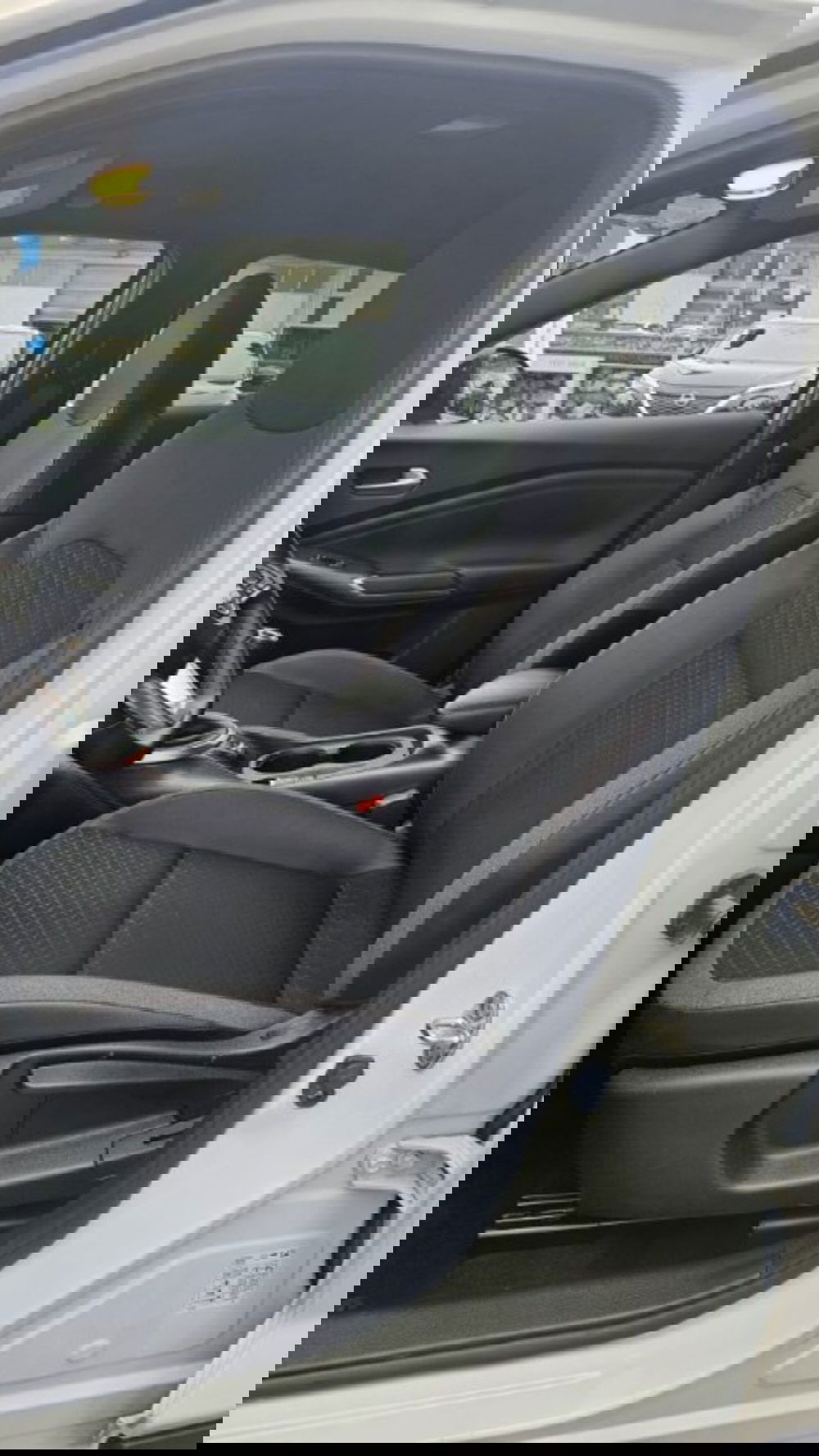 Nissan Juke usata a Lucca (9)