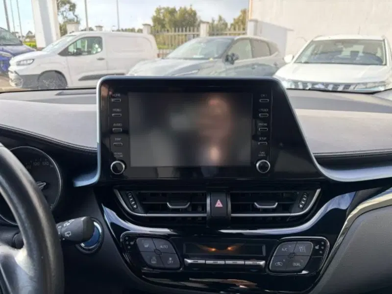 Toyota Toyota C-HR usata a Sassari (10)