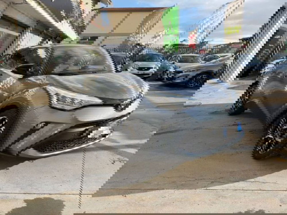 Toyota Toyota C-HR usata a Sassari (2)