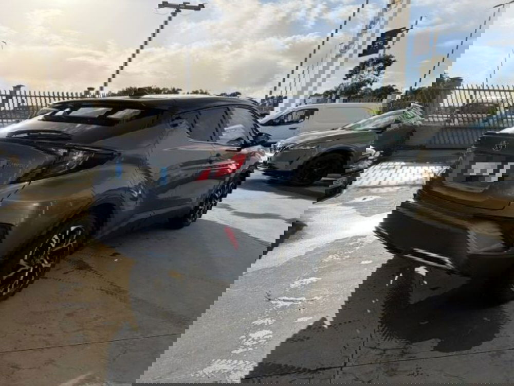 Toyota Toyota C-HR usata a Sassari (3)