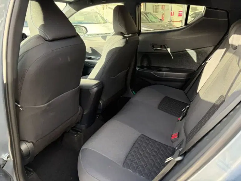 Toyota Toyota C-HR usata a Sassari (5)