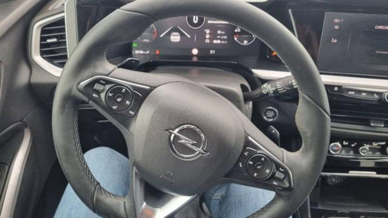 Opel Grandland usata a Savona (9)