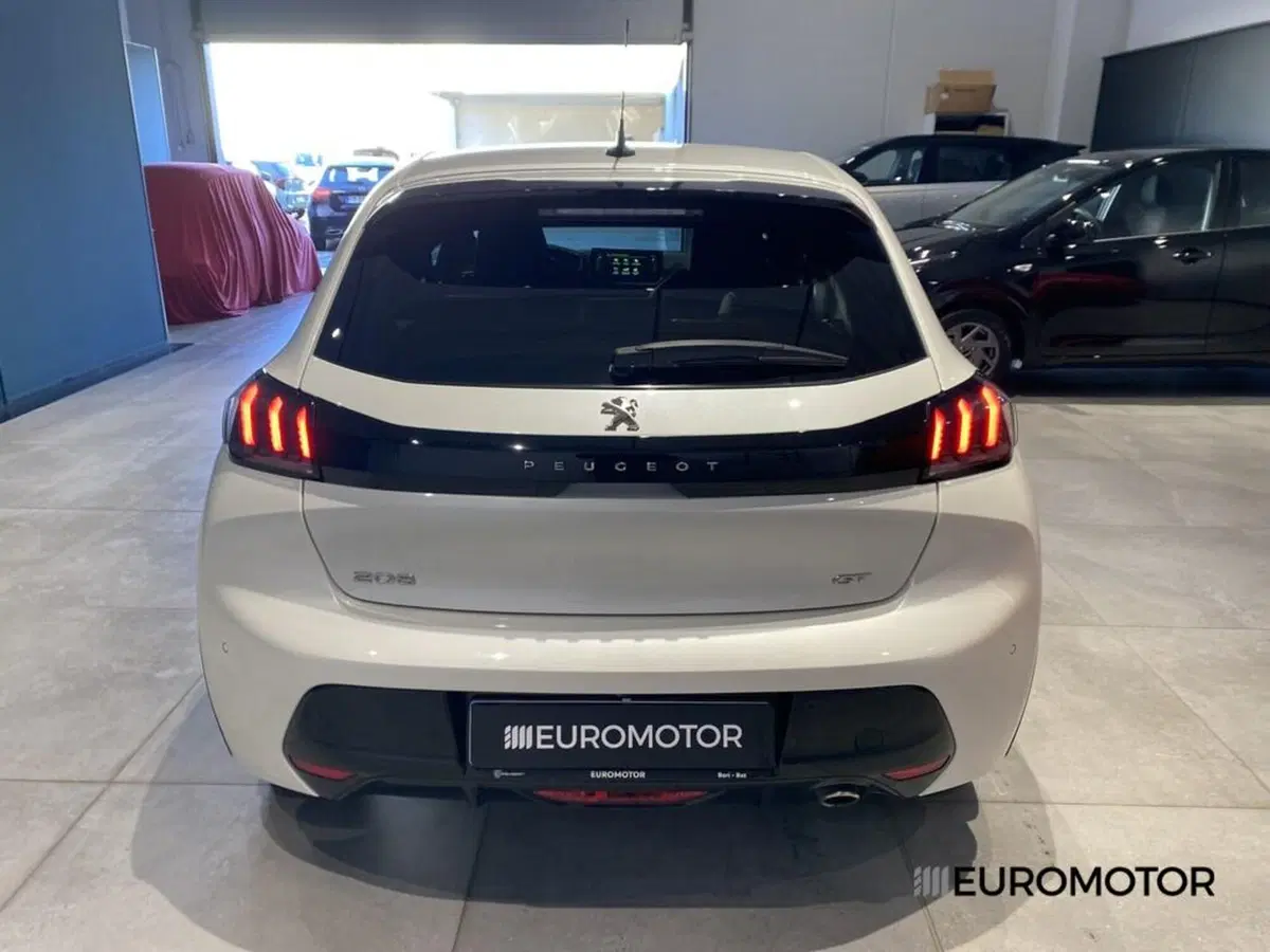 Peugeot 208 usata a Bari (10)