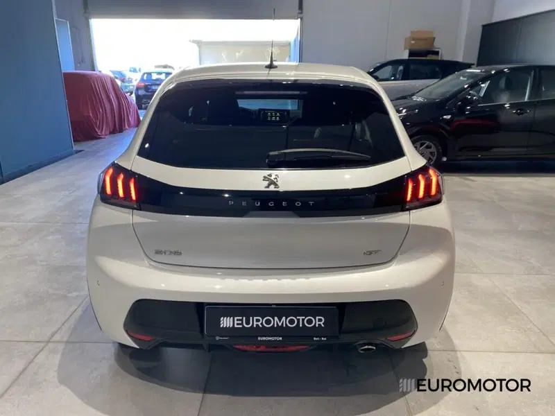 Peugeot 208 usata a Bari (10)