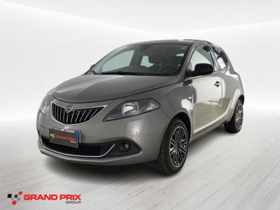 Lancia Ypsilon 1.0 FireFly 5 porte S&amp;S Hybrid Ecochic Gold del 2022 usata a Castenaso