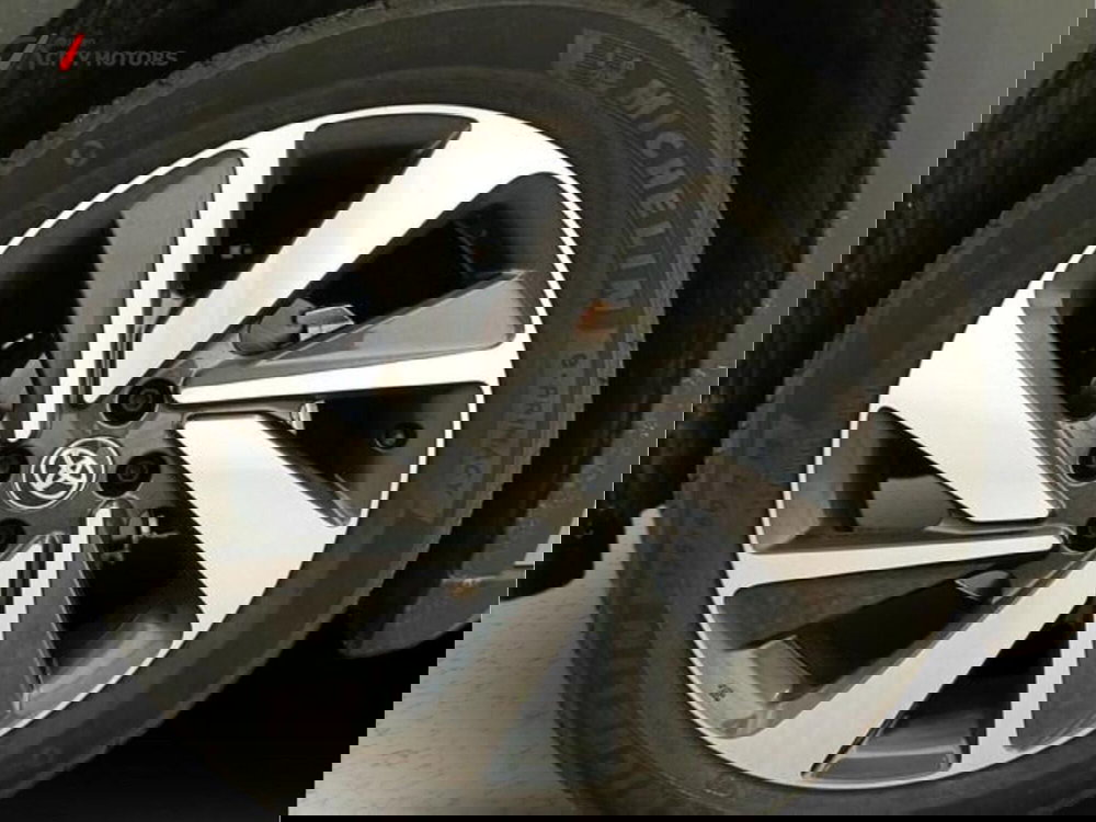 Toyota Aygo X usata a Monza e Brianza (13)