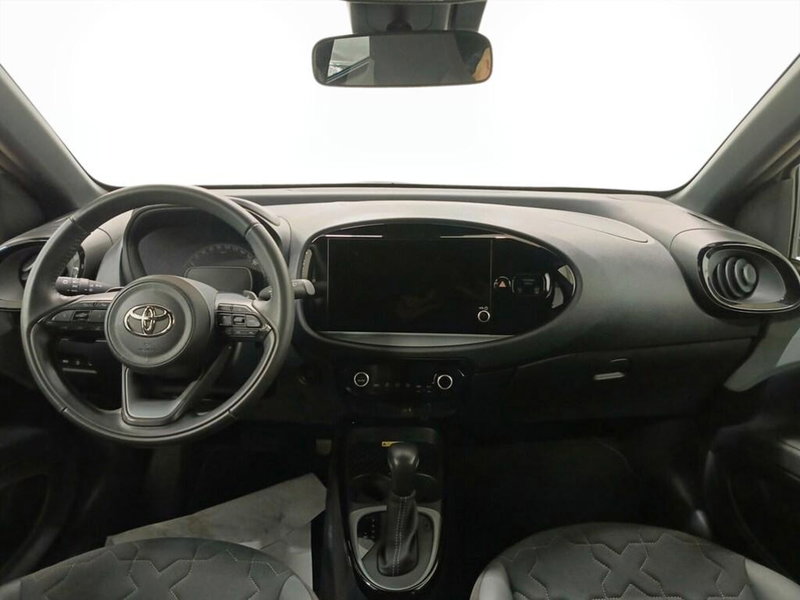 Toyota Aygo X usata a Monza e Brianza (8)