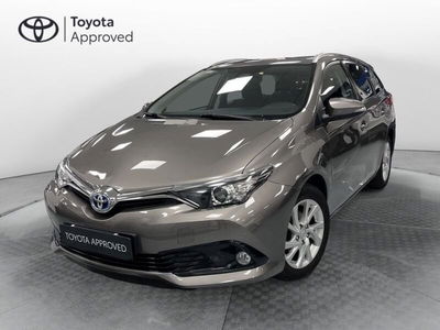 Toyota Auris Station Wagon 1.8 Hybrid Active del 2019 usata a Prato