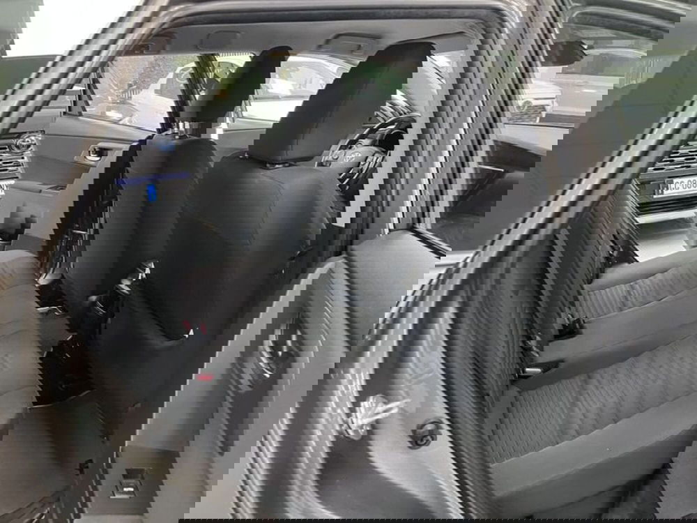 Toyota Auris Station Wagon usata a Prato (9)