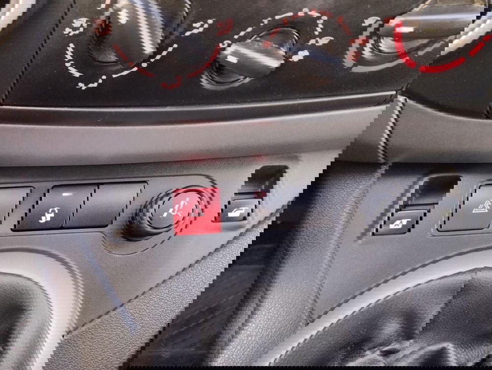 Peugeot Partner usata a Asti (15)