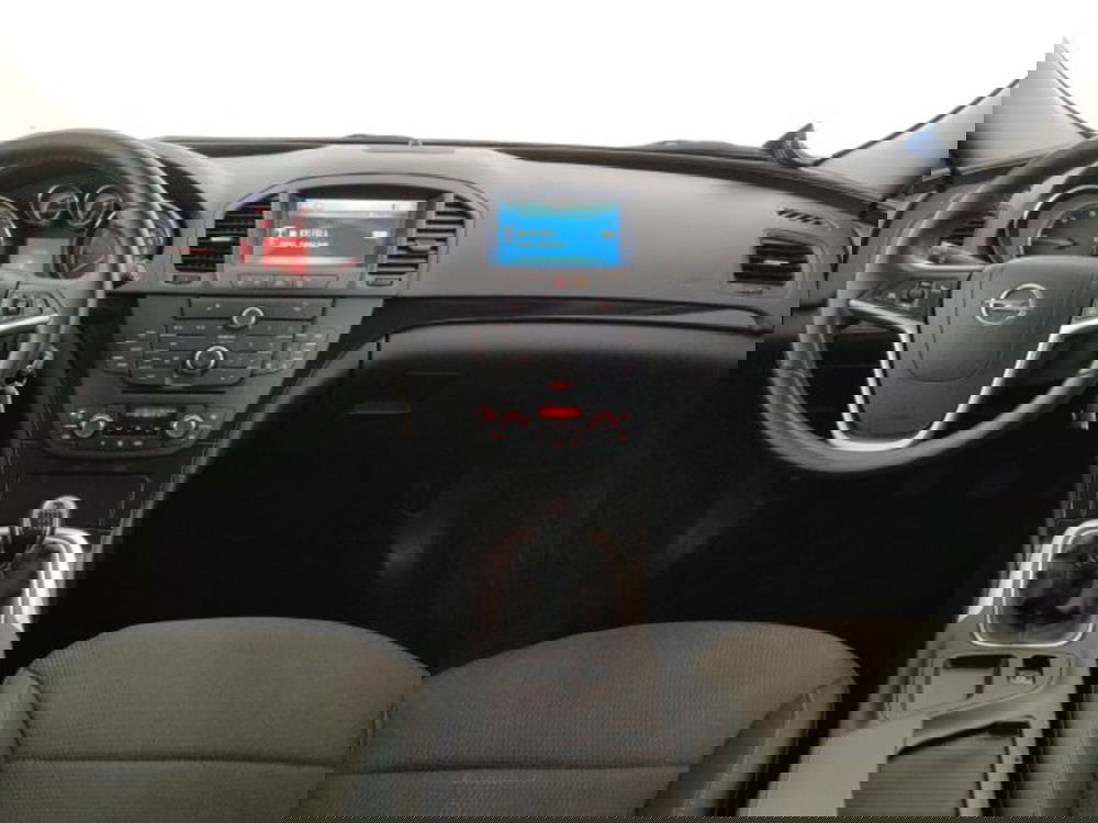 Opel Insignia usata a Modena (13)
