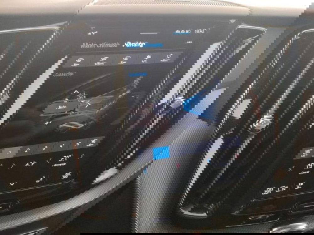 Volvo XC60 usata a Modena (12)