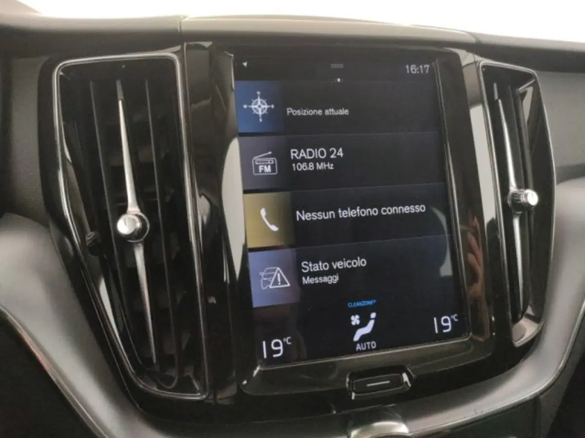Volvo XC60 usata a Modena (15)