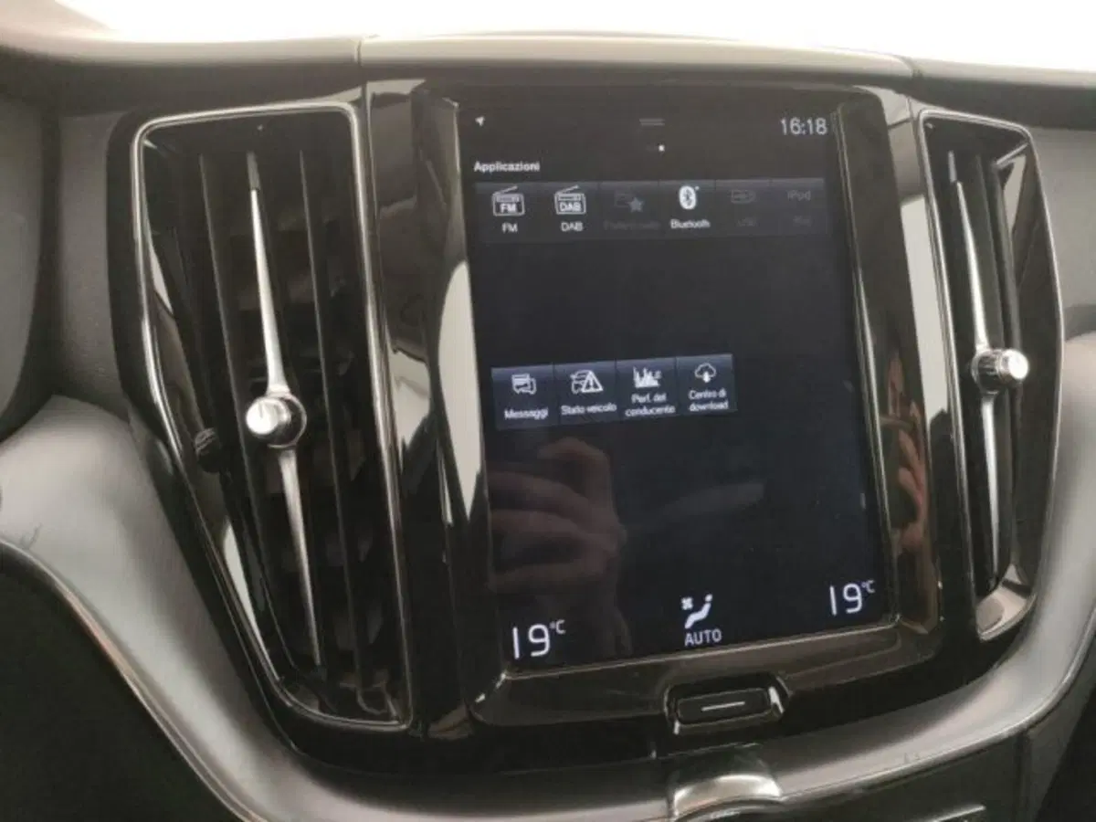 Volvo XC60 usata a Modena (16)