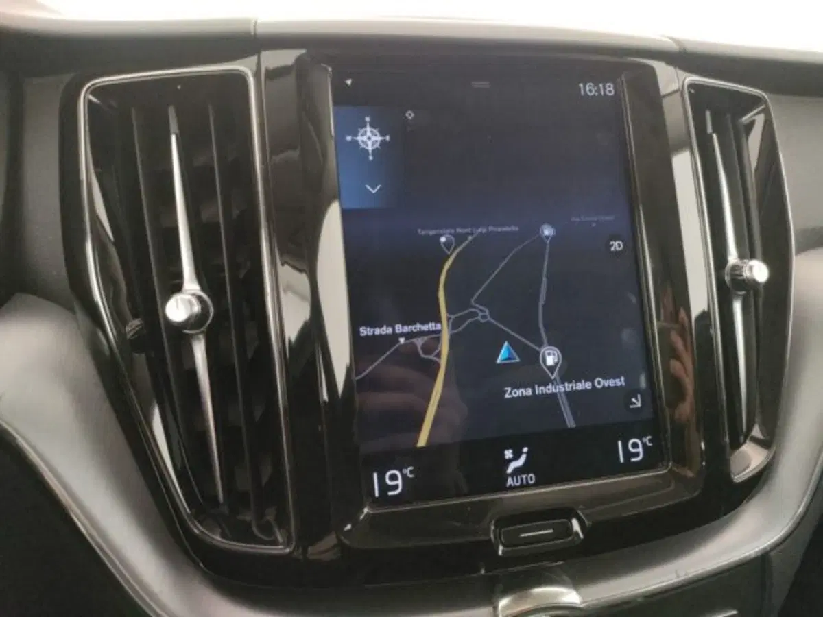 Volvo XC60 usata a Modena (17)