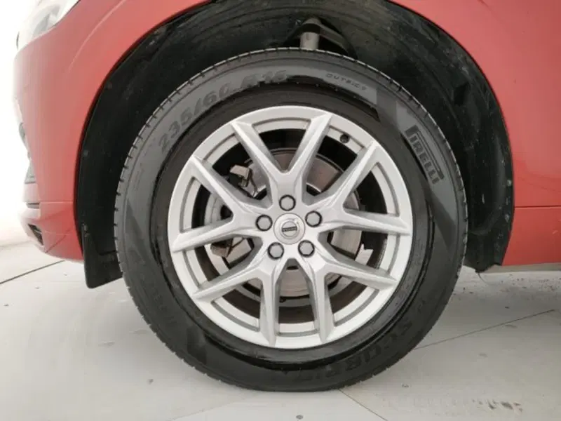 Volvo XC60 usata a Modena (8)