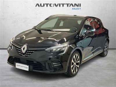 Renault Clio TCe 90 CV 5 porte Intens del 2022 usata a Como