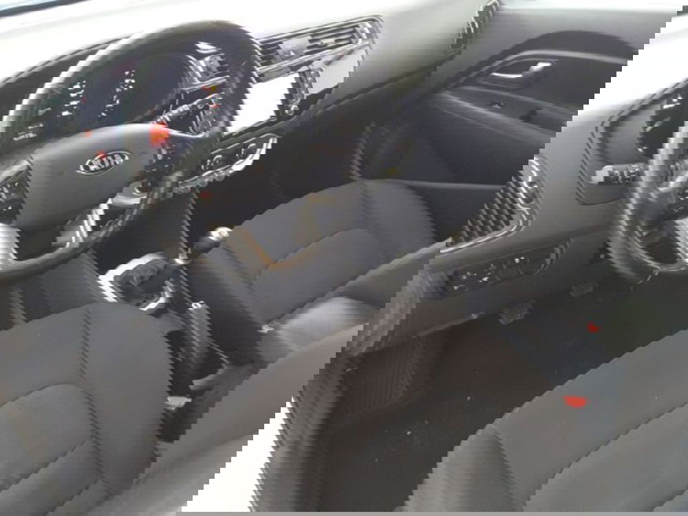 Kia Rio usata a Firenze (6)