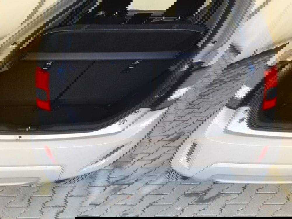 Suzuki Ignis usata a Firenze (13)