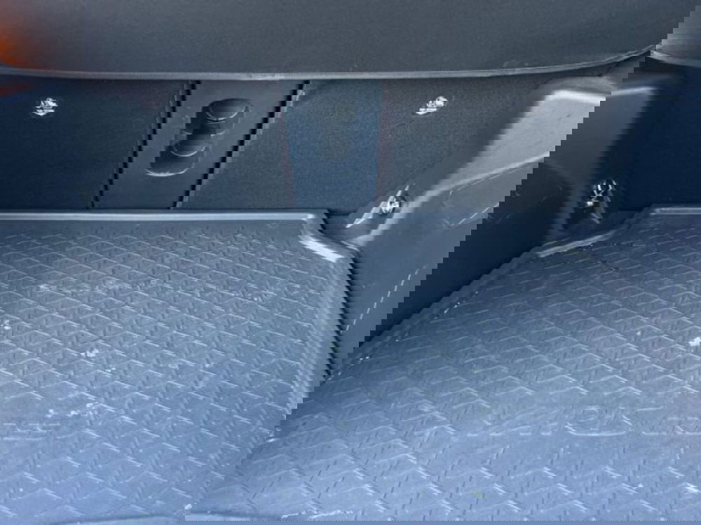 Toyota Yaris Cross usata a Lecce (16)