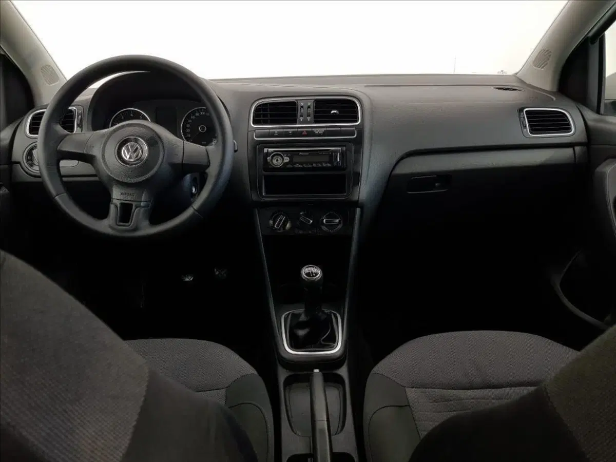 Volkswagen Polo usata a Lucca (13)