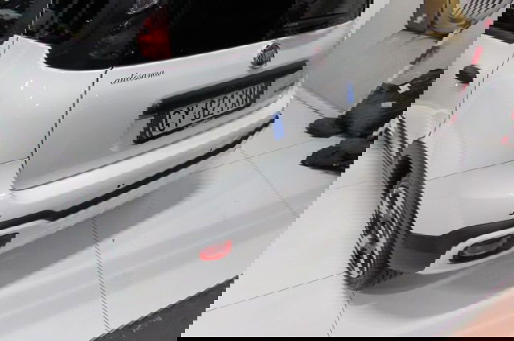 Fiat Panda Cross usata a Milano (15)