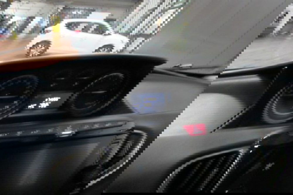 Lancia Ypsilon usata a Milano (11)