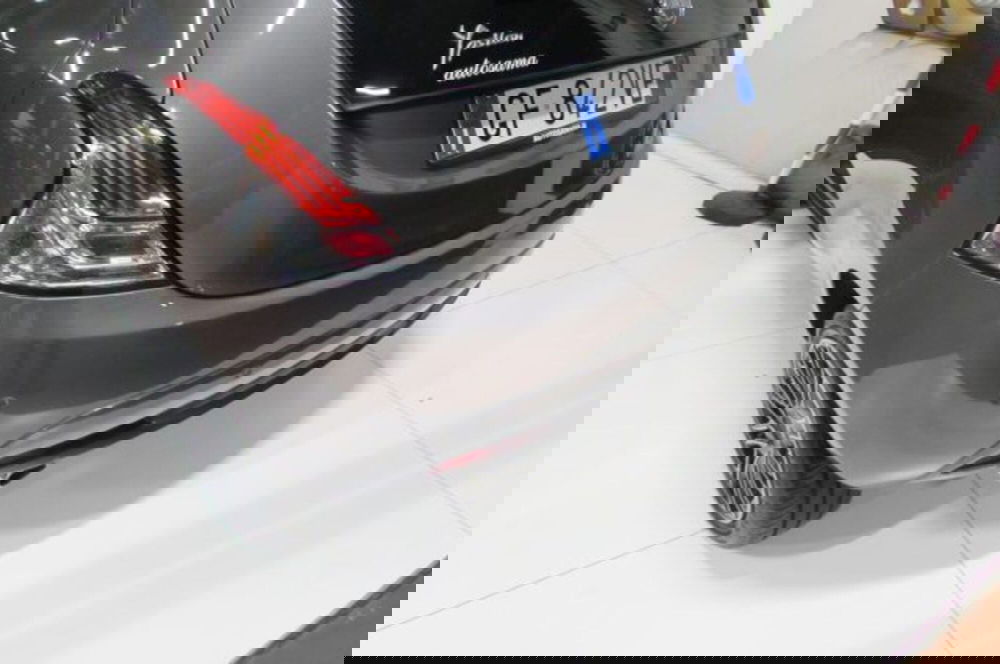 Lancia Ypsilon usata a Milano (14)